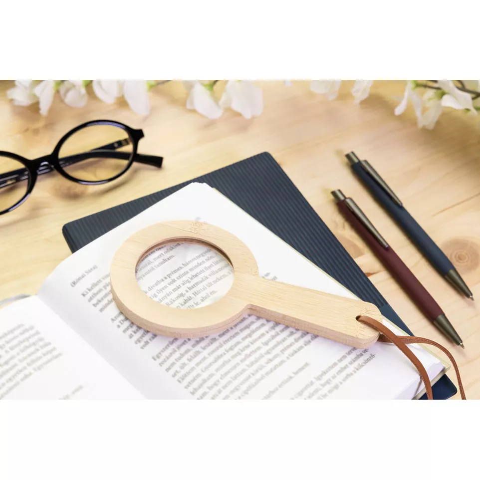 Magbus natural  bamboo magnifier 