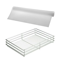 Low furniture arrangement