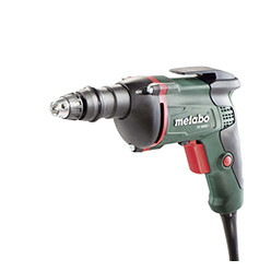 Corded screwdrivers and screwdrivers