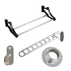 Layout for walk-in closet